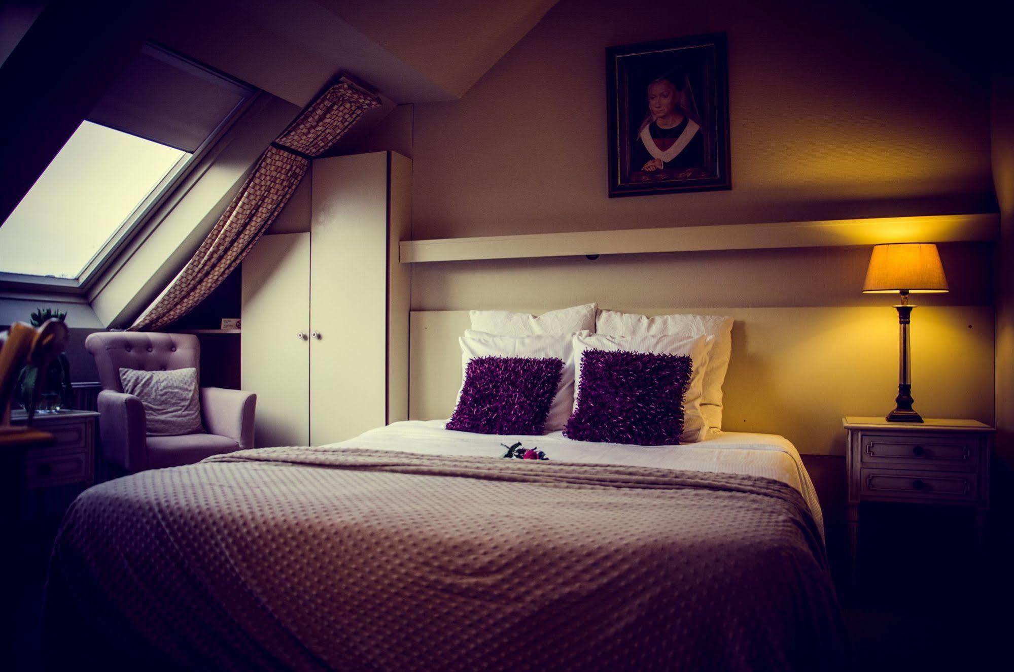 Hotel Botaniek Брюж Екстериор снимка